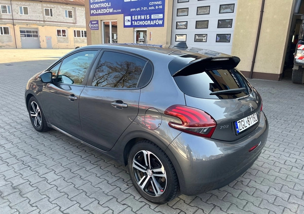 Peugeot 208 cena 32500 przebieg: 124488, rok produkcji 2018 z Goleniów małe 106